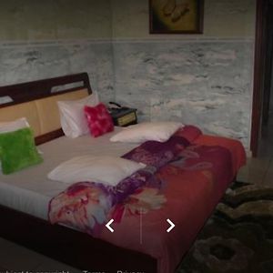 Nondon International Hotel